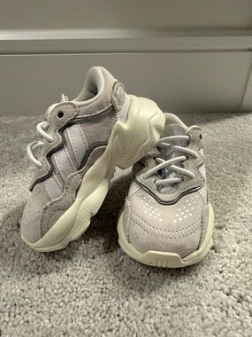 Adidas Ortholite Kids Neutral Suede Athletic Sneakers - Light Gray/Cream